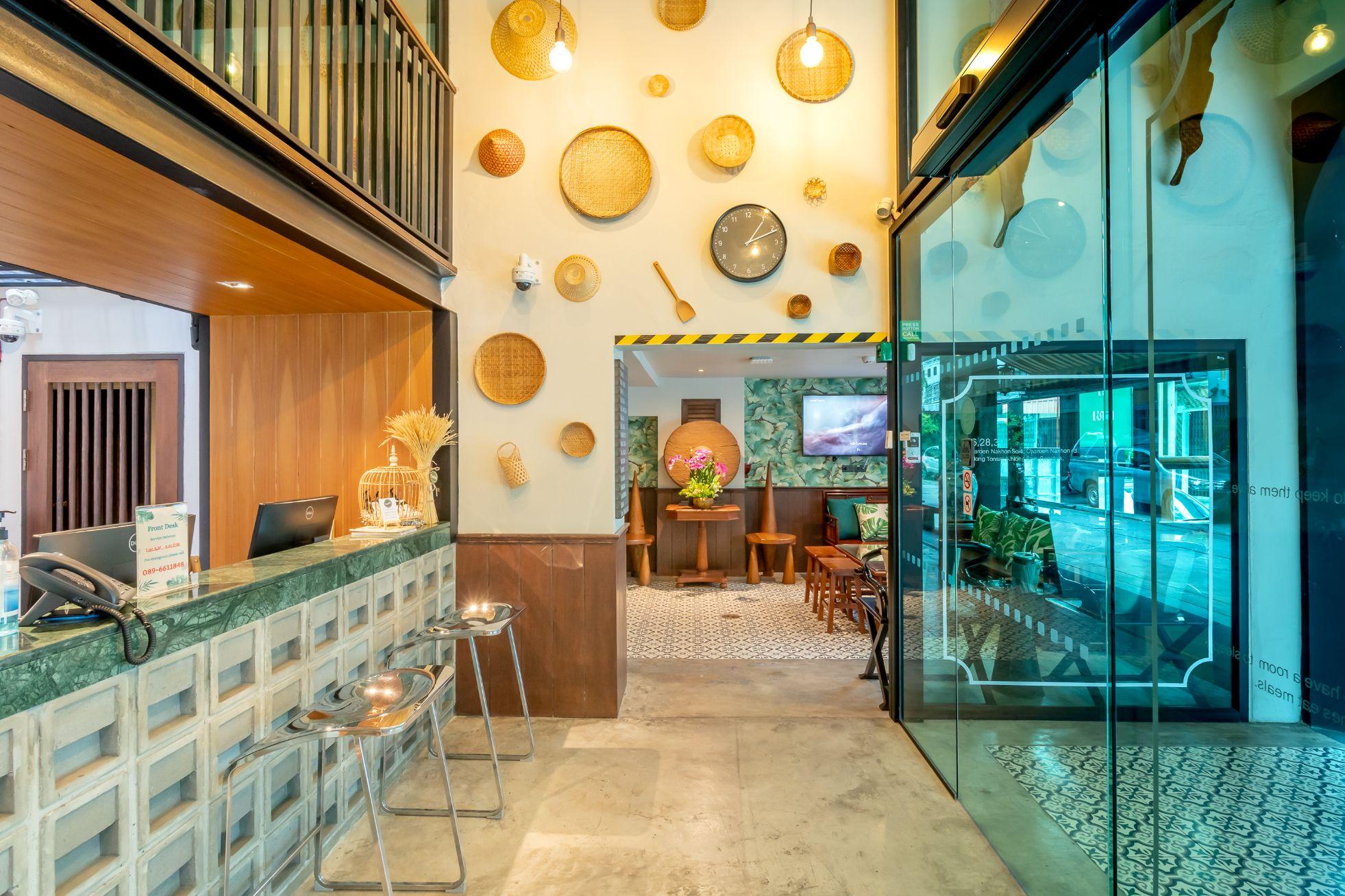Foodotel Bangkok Exterior photo