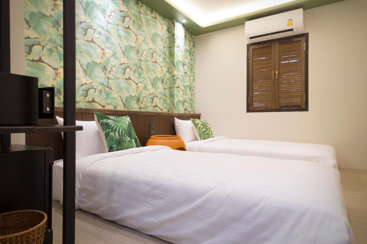 Foodotel Bangkok Exterior photo